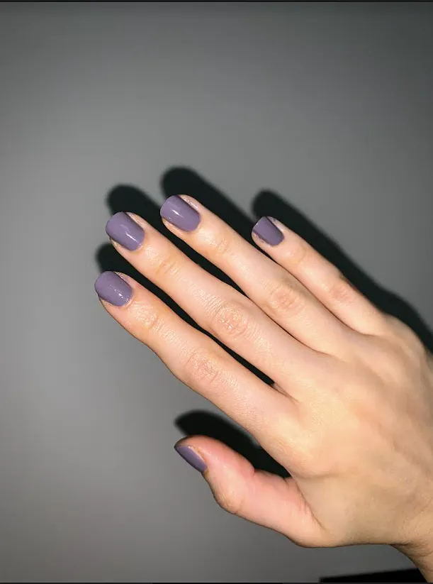 cirque colors deco nagellack lavendelgrå kräm